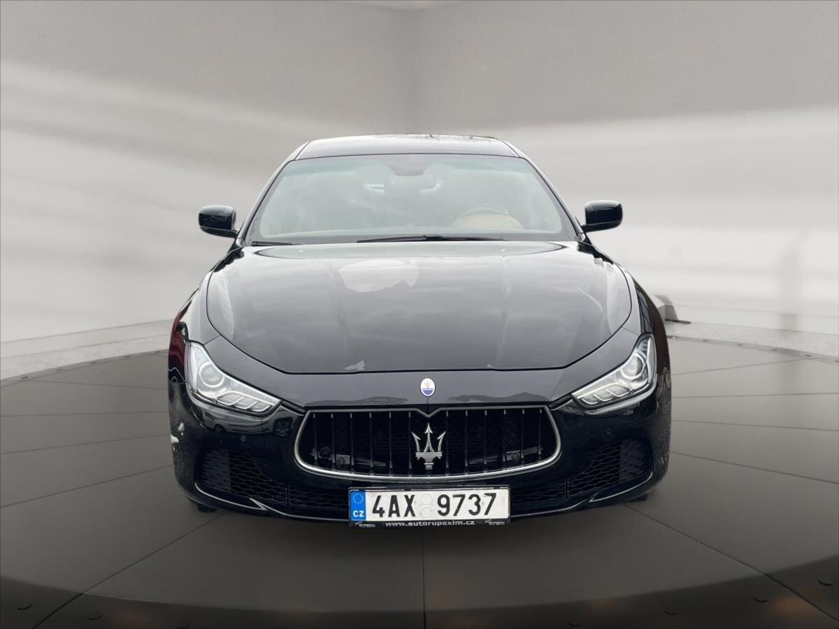Maserati Ghibli Sedan 3,0 l 202 kw