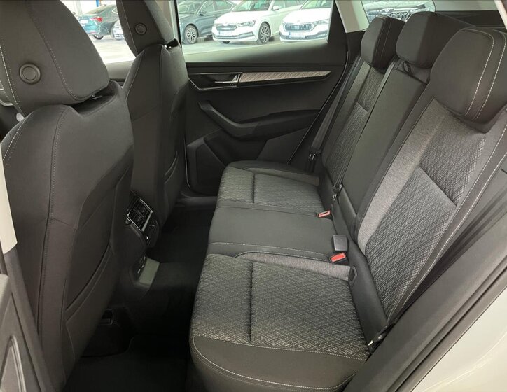 Škoda Karoq SUV / Terénní 1,5 l 110 kw