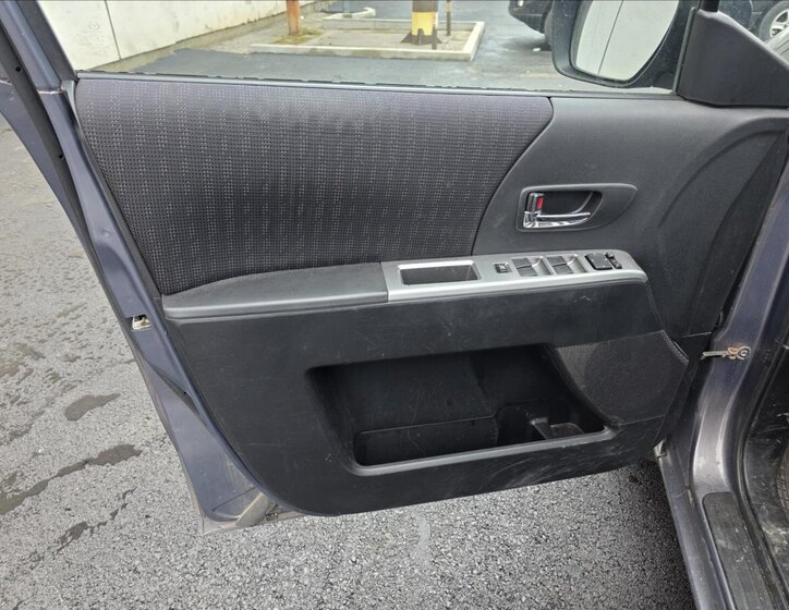 Mazda 5 Kombi 2,0 l 81 kw