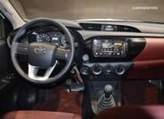 Toyota Hilux 3