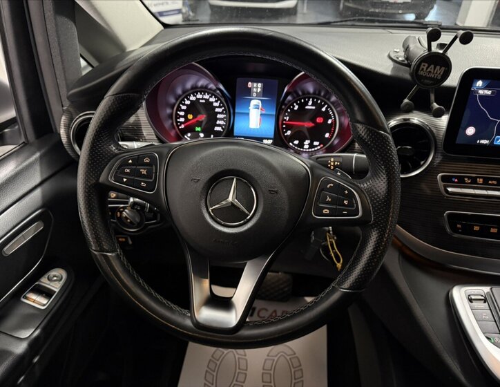 Mercedes-Benz Třídy V Kombi 2,0 l 174 kw