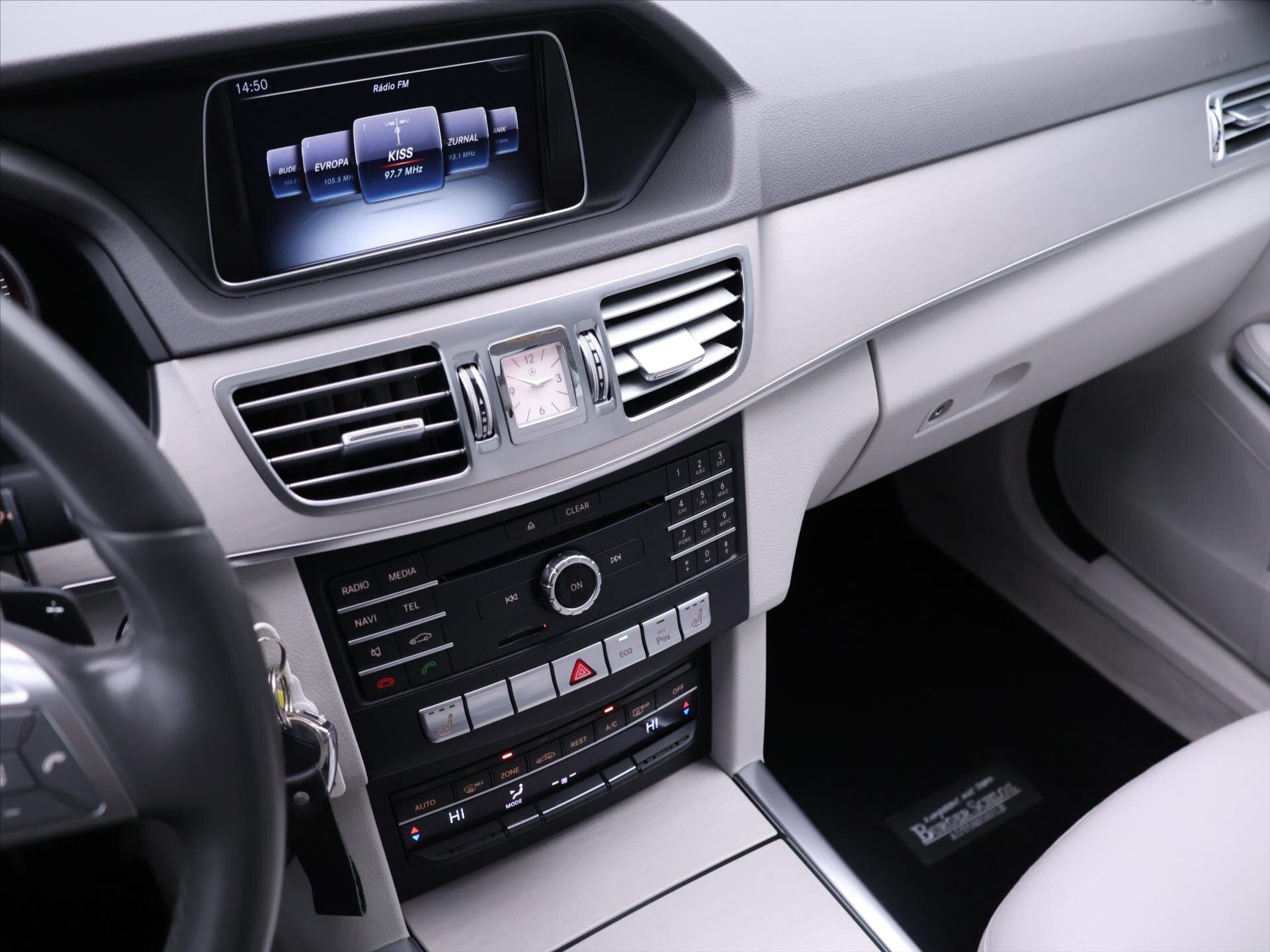 Mercedes-Benz Třídy E Sedan / Limuzína 3,5 l 245 kw