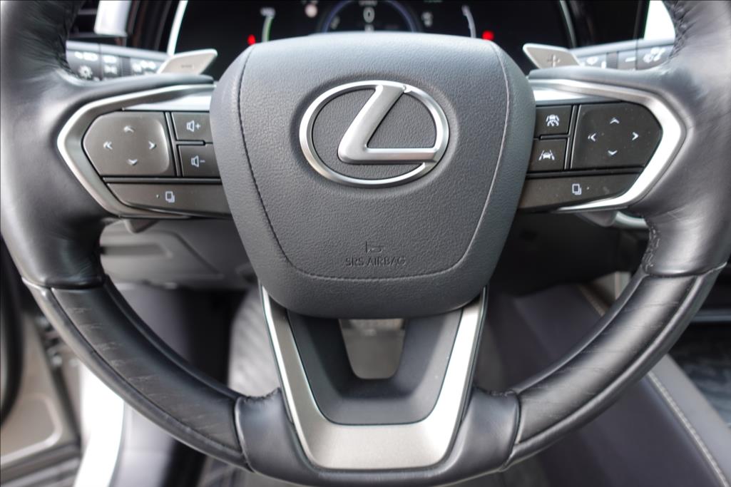 Lexus RX 450h plus