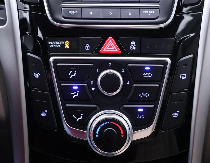 Hyundai i30 Kombi 1,6 l 99 kw