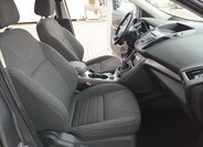 Ford Kuga SUV 1,6 l 110 kw