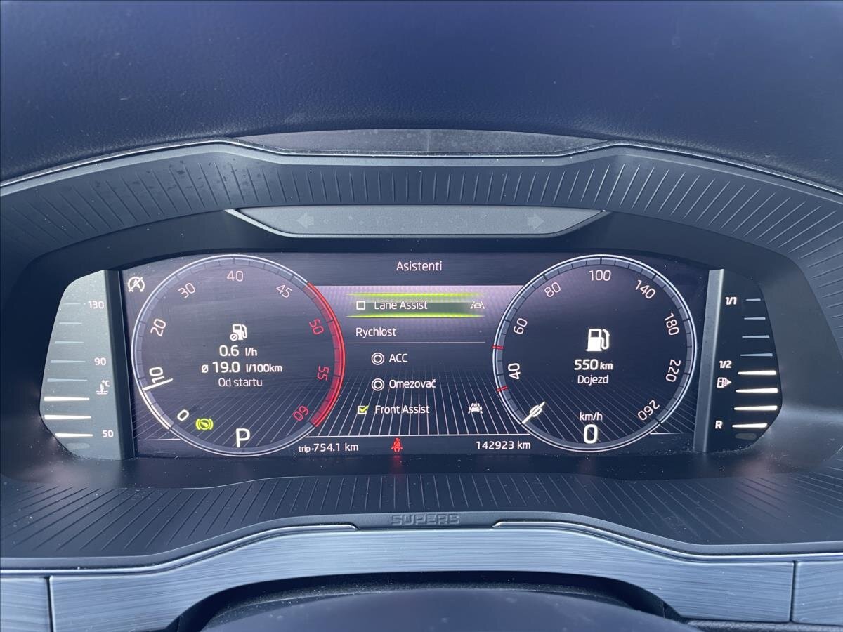 Škoda Superb Kombi 2,0 l 110 kw