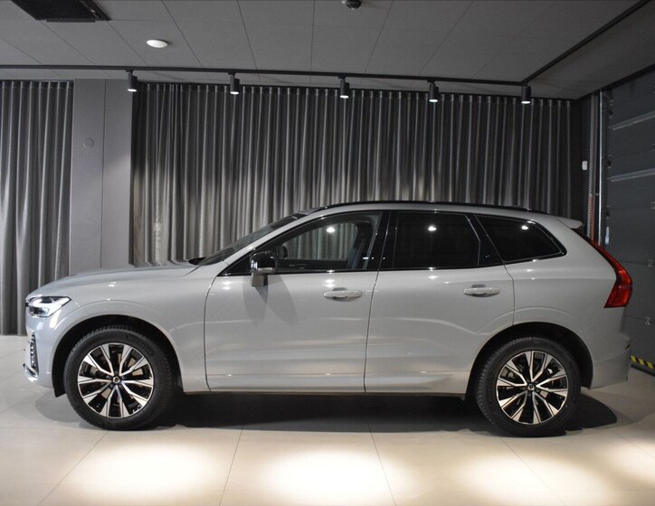 Volvo XC60 SUV / Terénní 2,0 l 145 kw