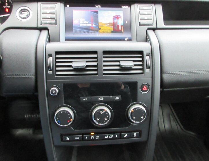 Land Rover Discovery Sport SUV 2,0 l 110 kw