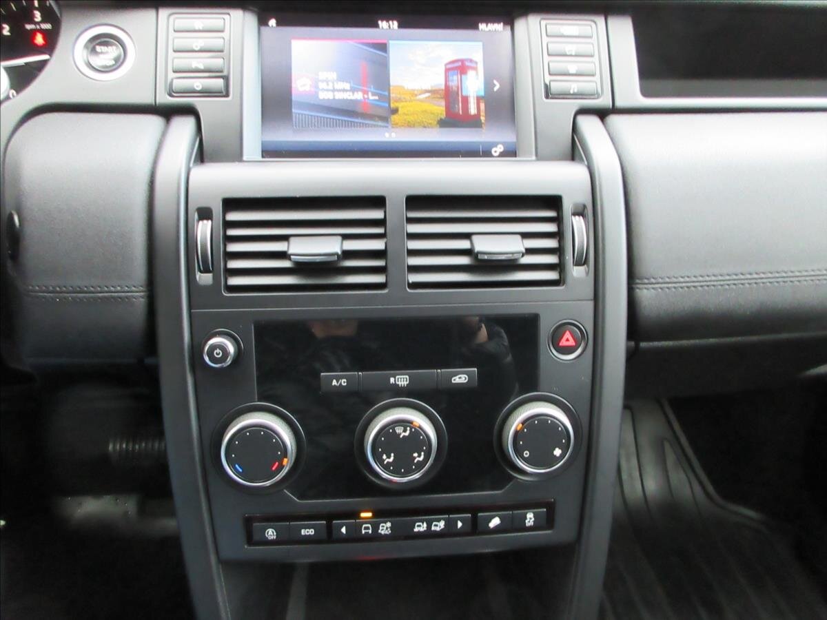 Land Rover Discovery Sport SUV 2,0 l 110 kw