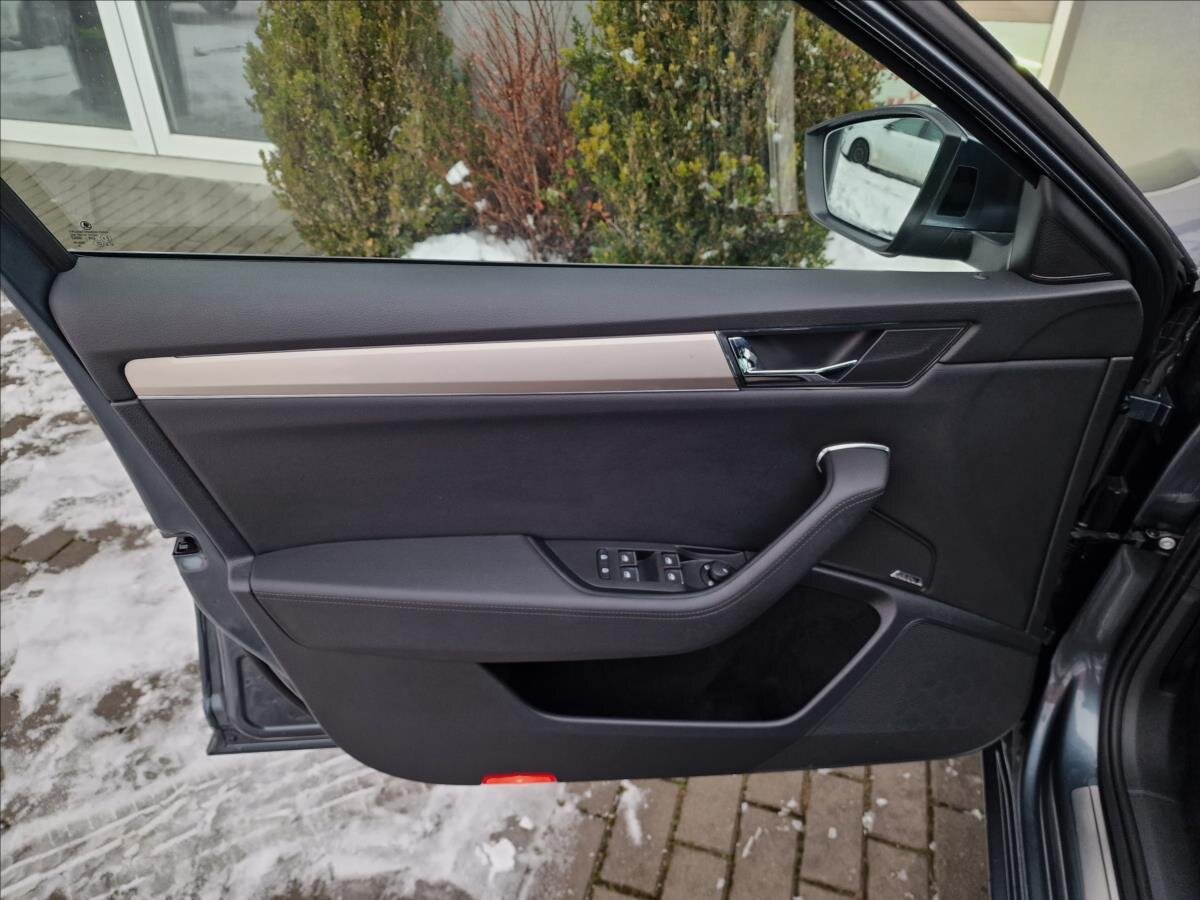 Škoda Superb Kombi 2,0 l 140 kw