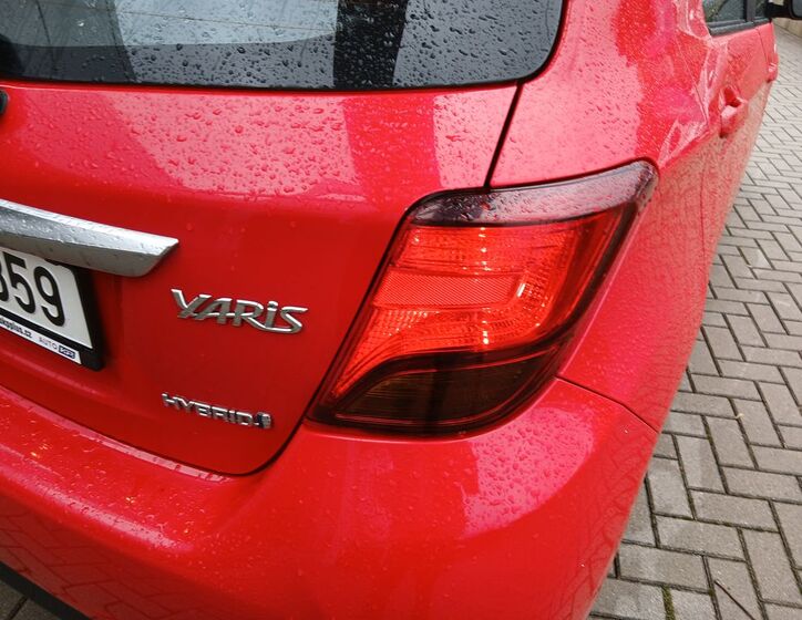 Toyota Yaris 30