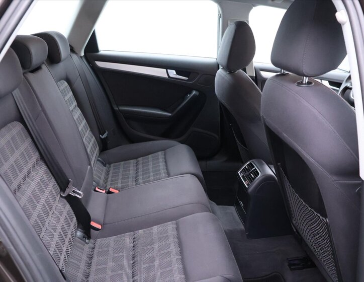 Audi A4 Kombi 2,0 l 110 kw