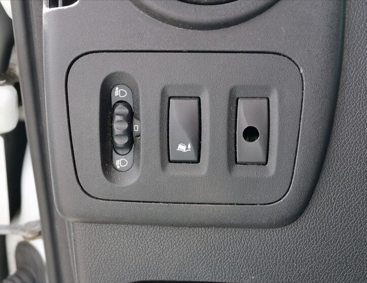 Renault Master Valník 2,3 l 125 kw