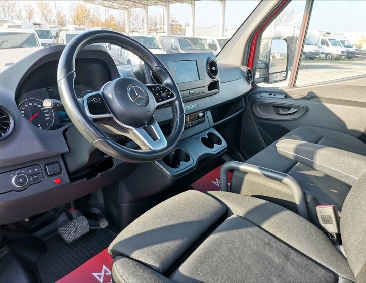 Mercedes-Benz Sprinter Valník 3,0 l 140 kw