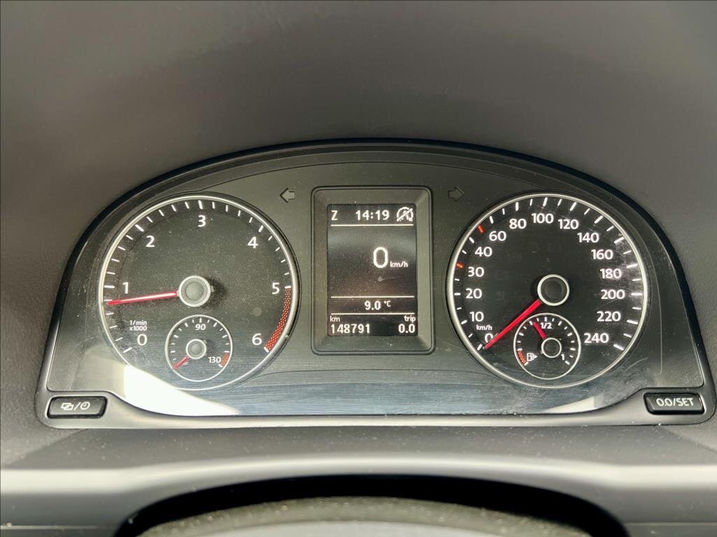 Volkswagen Touran MPV 1,6 l 77 kw