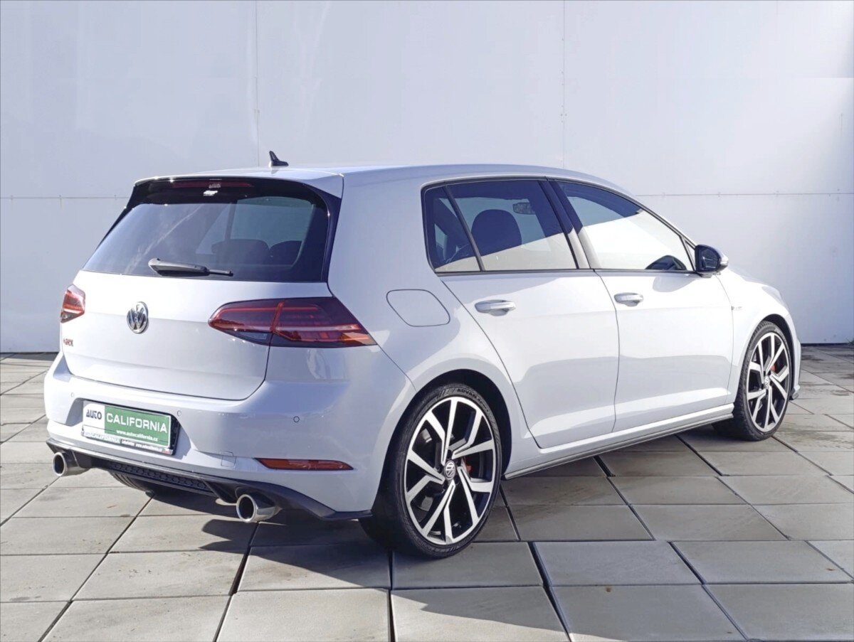 Volkswagen Golf Hatchback 2,0 l 180 kw
