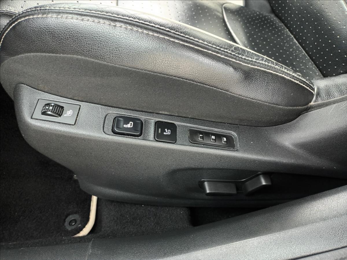 Citroën DS4 Hatchback 1,6 l 147 kw