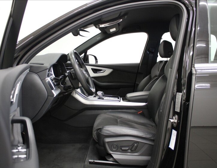 Audi Q7 SUV 3,0 l 210 kw
