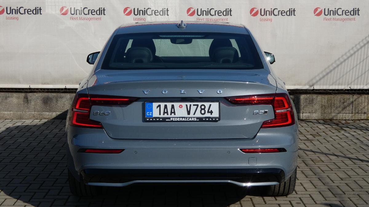 Volvo S60 Sedan / Limuzína 2,0 l 184 kw