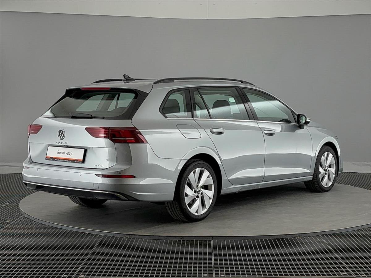 Volkswagen Golf Kombi 1,5 l 110 kw