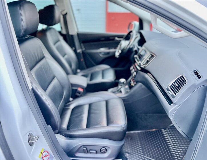 Volkswagen Sharan 24