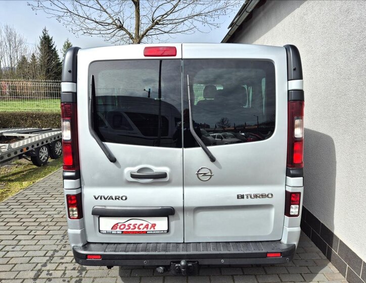 Opel Vivaro Kombi 1,6 l 92 kw