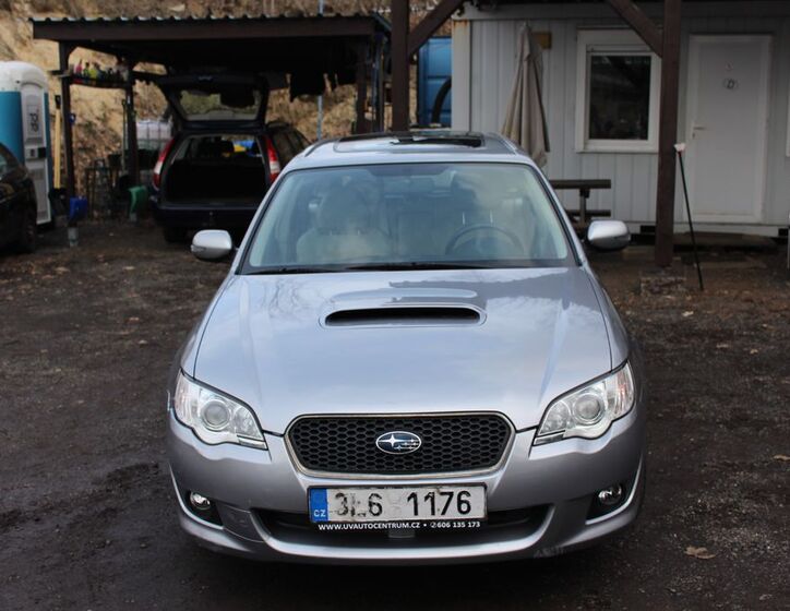 Subaru Legacy 2