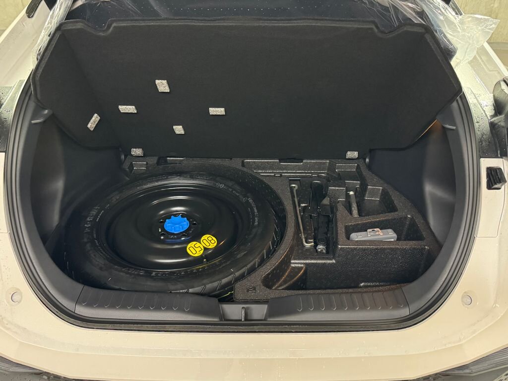 Toyota C-HR Hatchback 1,8 l 90 kw