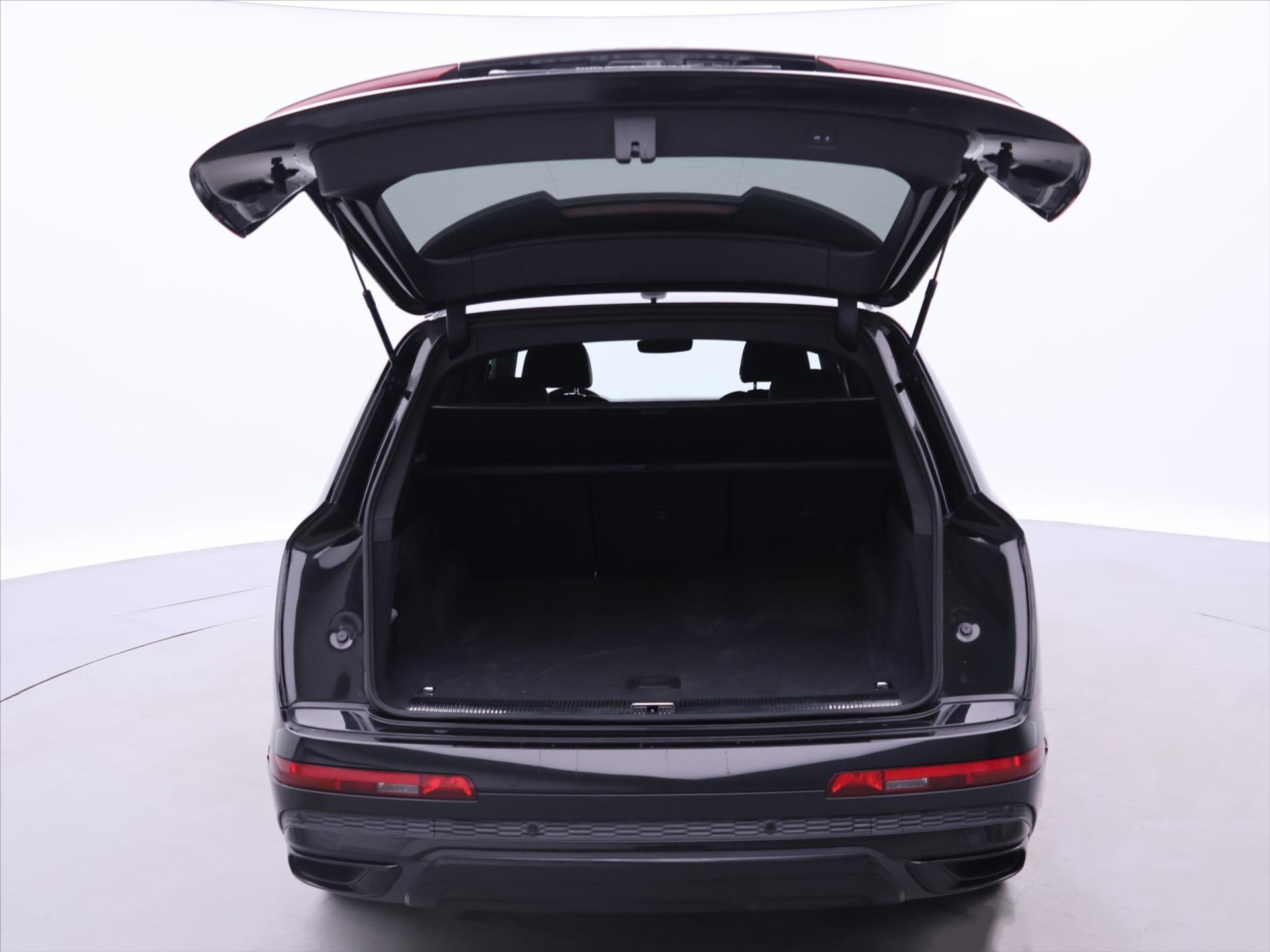 Audi Q7 SUV 3,0 l 210 kw