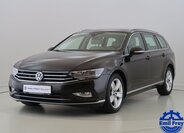 Volkswagen Passat 1