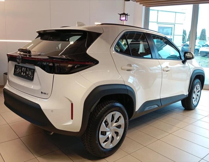 Toyota Yaris Cross 3