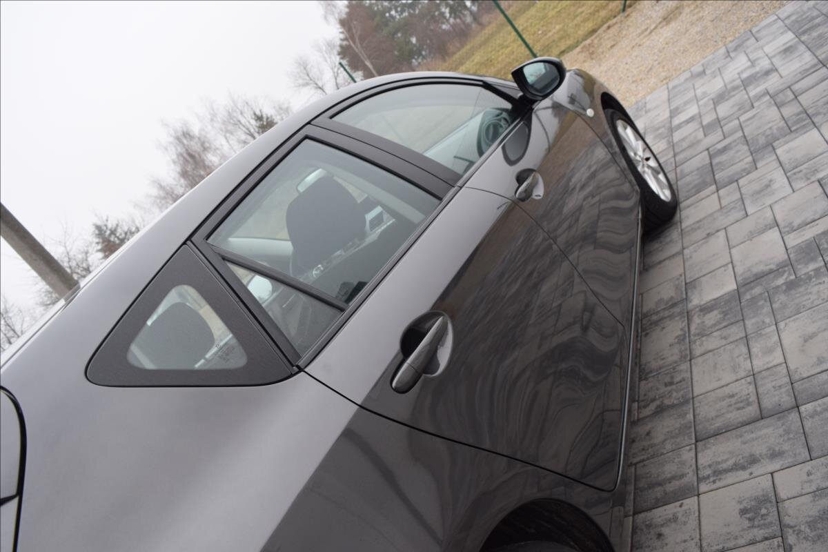 Mazda 3 Hatchback 1,6 l 77 kw