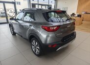 KIA Stonic CUV / Crossover 1,2 l 57 kw