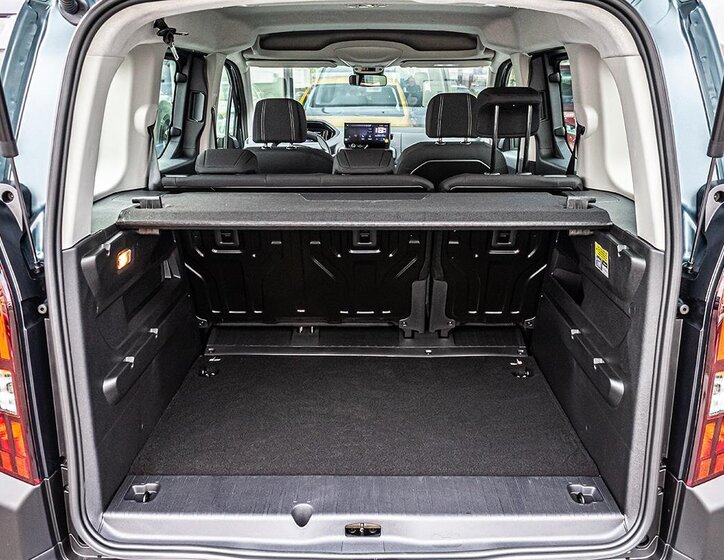 Peugeot Rifter MPV 1,5 l 96 kw