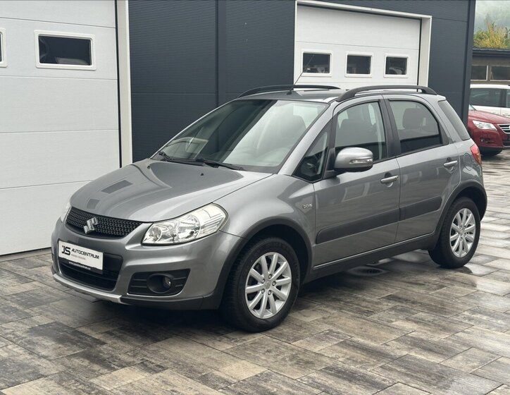 Suzuki SX4 Hatchback 2,0 l 99 kw