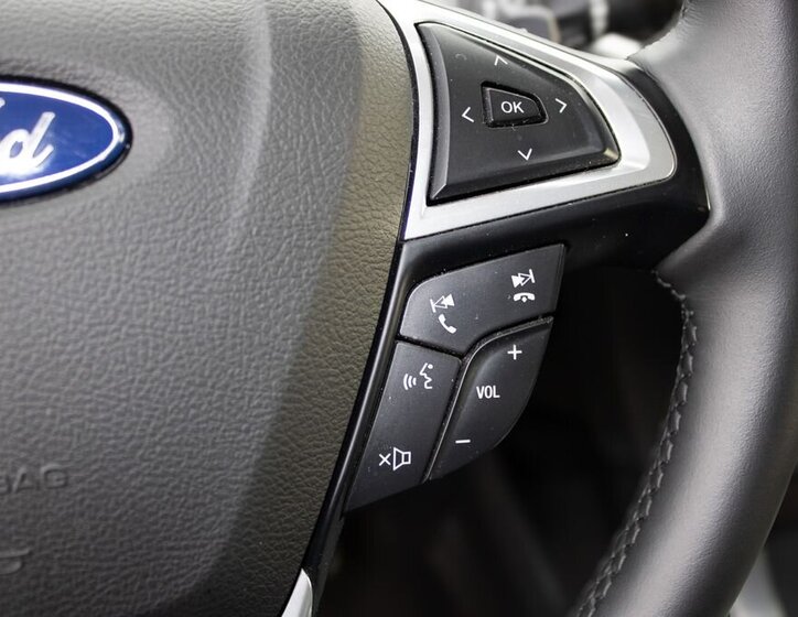 Ford S-MAX MPV 2,0 l 110 kw