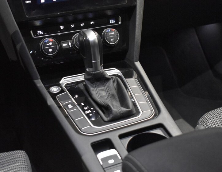 Volkswagen Arteon Liftback 1,5 l 110 kw