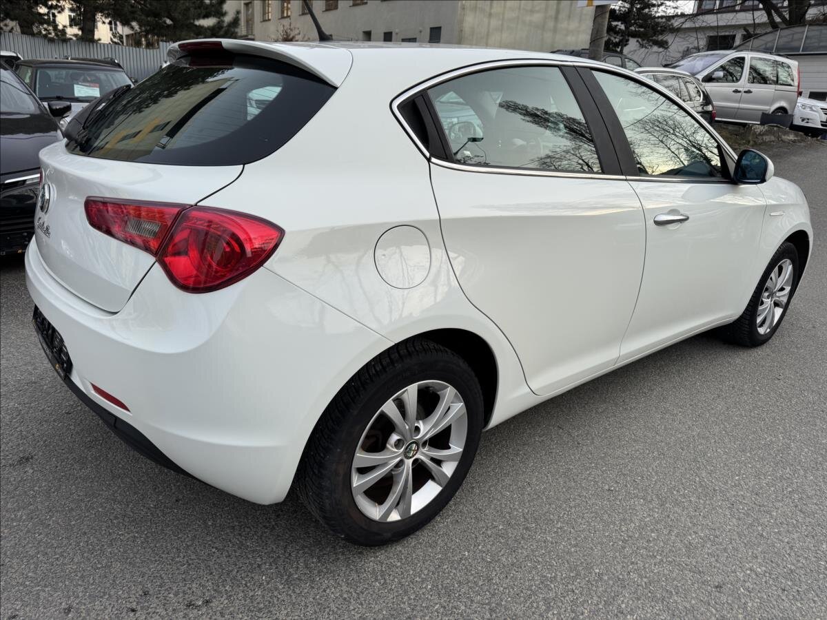 Alfa Romeo Giulietta Hatchback 1,4 l 88 kw