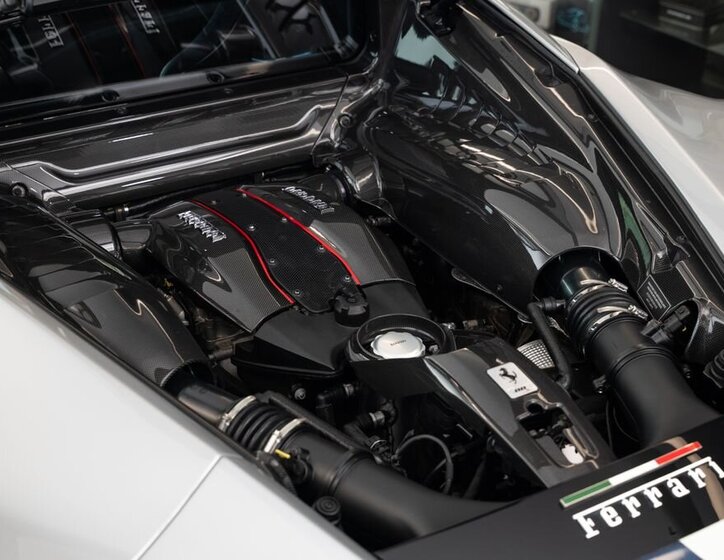 Ferrari 488 Kupé 3,9 l 530 kw