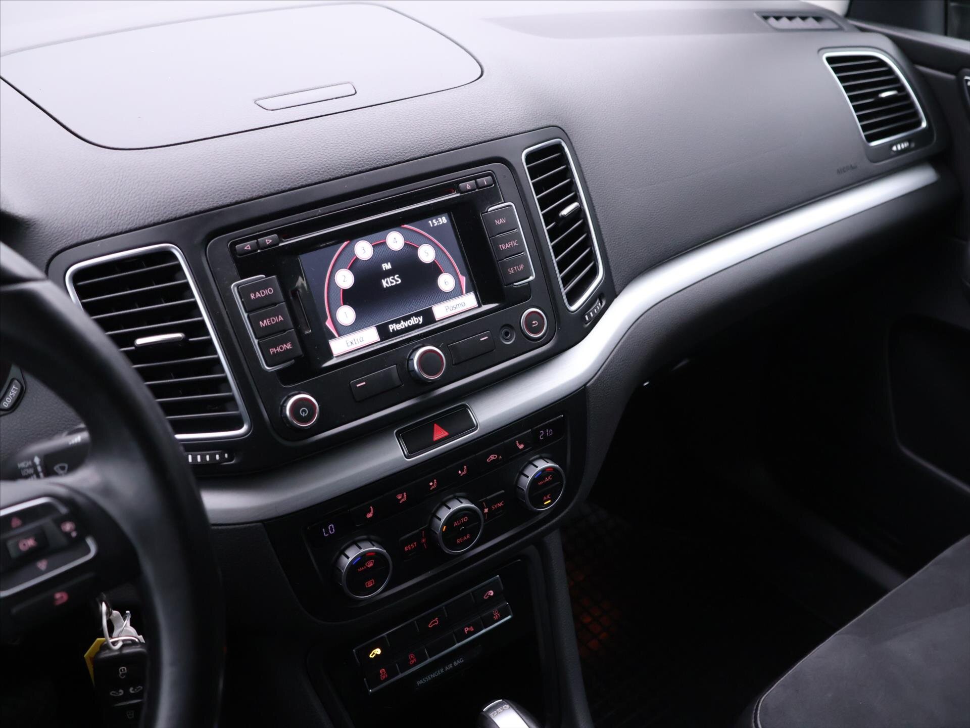 Volkswagen Sharan MPV 2,0 l 130 kw