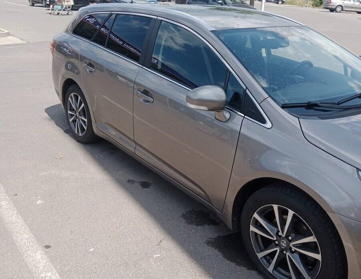 Toyota Avensis Kombi 0,0 91 kw