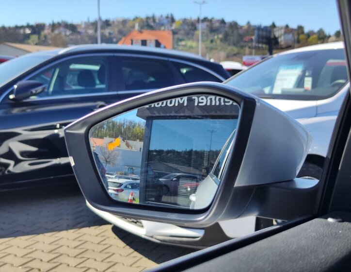 Škoda Superb Kombi 2,0 l 140 kw