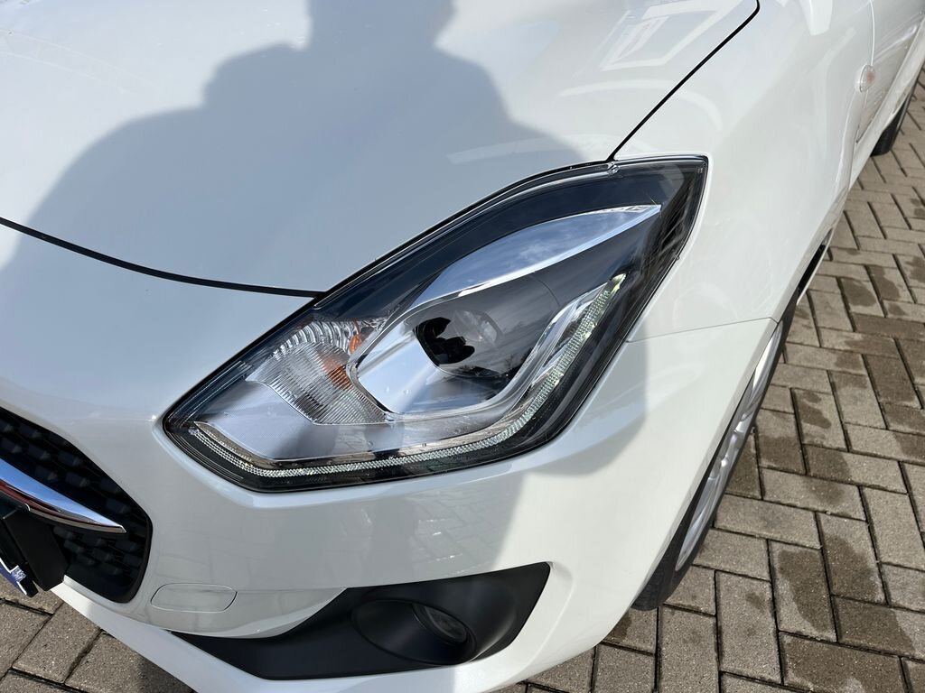 Suzuki Swift Hatchback 1,2 l 61 kw