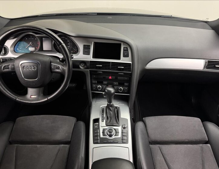 Audi A6 Sedan 2,7 l 140 kw