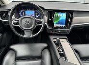 Volvo V90 44