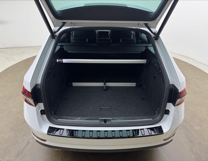 Škoda Superb Kombi 2,0 l 140 kw