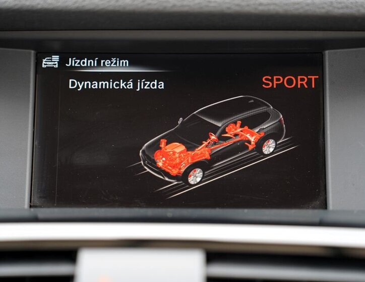 BMW X3 SUV / Terénní 2,0 l 110 kw