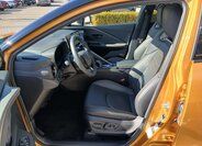 Toyota C-HR SUV / Terénní 2,0 l 112 kw