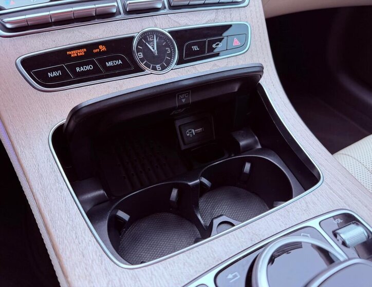 Mercedes-Benz Třídy E 25