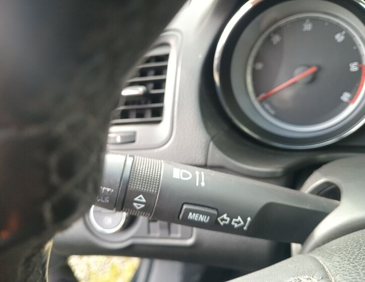 Opel Insignia Kombi 2,0 l 96 kw